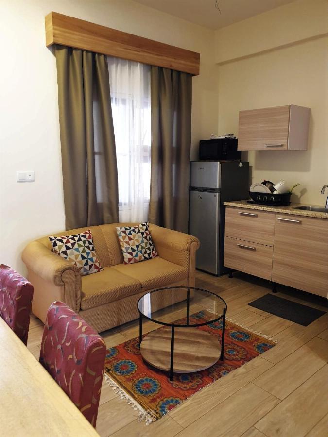 Amalia Apartments Παραμαρίμπο Εξωτερικό φωτογραφία